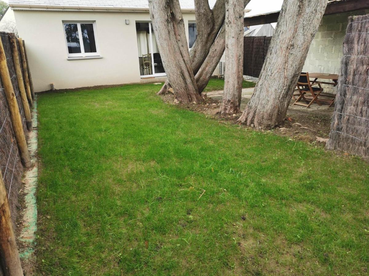 Maison Neuve - Ty Thuya - 4 Personnes Сен-Мелуар-дез-Онд Экстерьер фото